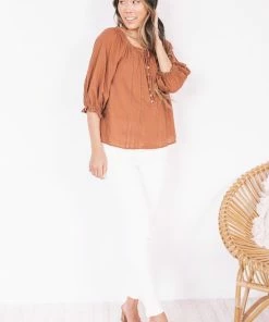 White Closet CLOTHING Elke Top - Chocolate