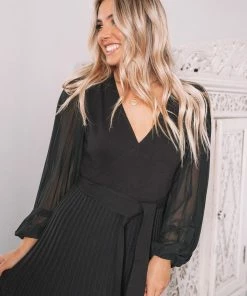 Spicy Sugar Martina Dress - Black