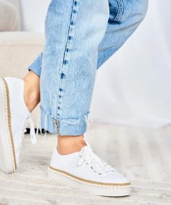 Verali Queenbee Sneakers - White