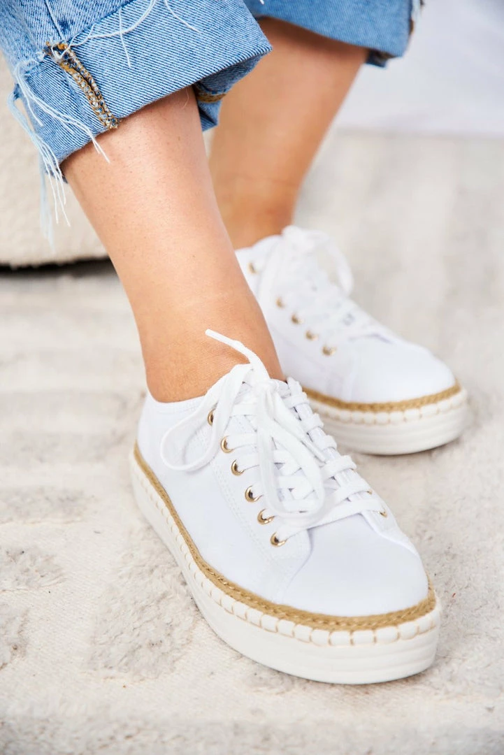 Verali Queenbee Sneakers - White 3 Verali Queenbee Sneakers - White