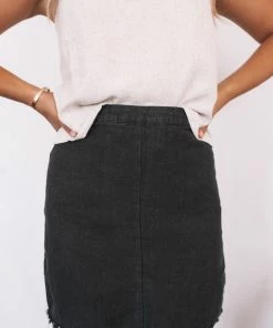 Ebby And I Kobe Skirt - Black CLOTHING