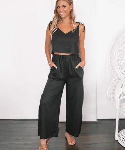 Miracle Fashion Honest Cami - Black CLOTHING