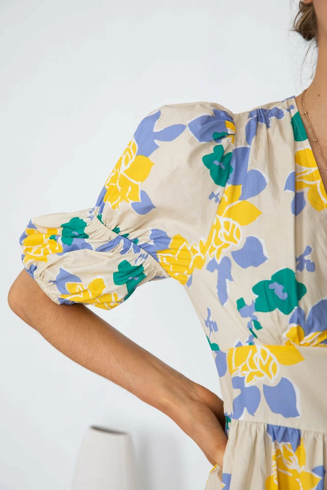 YH & Co (Chloe Yip) Aviona Dress - Beige Floral 6 YH & Co (Chloe Yip) Aviona Dress - Beige Floral