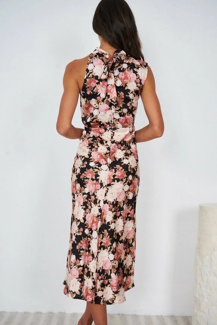 White Closet Bonafique Dress - Black Floral DRESSES 4 White Closet Bonafique Dress - Black Floral DRESSES