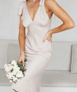 Style Box DRESSES Eleanora Dress - Champagne