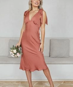 Style Box DRESSES Eleanora Dress - Rust