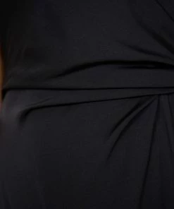 White Closet Laguna Dress - Black