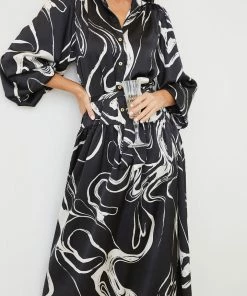 Spicy Sugar Frankelle Dress - Black Print