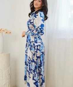 White Closet DRESSES Gerdie Dress - Blue Floral 11 White Closet DRESSES Gerdie Dress - Blue Floral