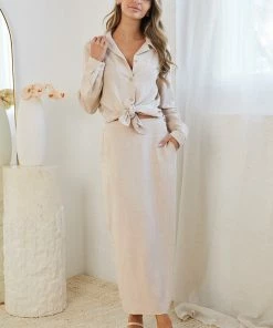 Style Box CLOTHING Junia Shirt - Beige