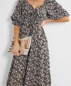 WeLove Fashion Kesara Dress - Black Print