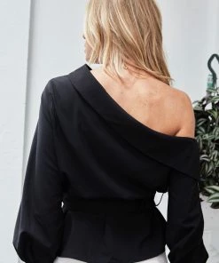 Style State CLOTHING Natesa Top - Black