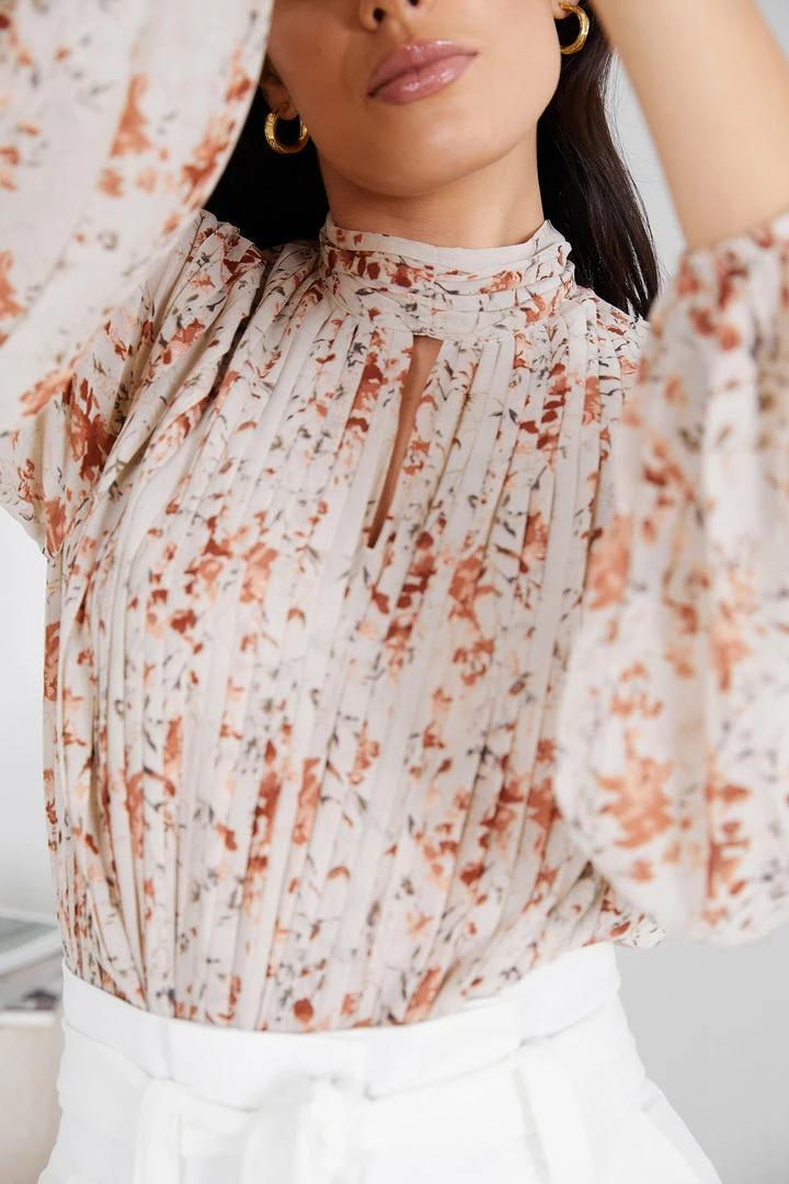 Style Box Puddle Blouse - Beige Floral Tops 9 Style Box Puddle Blouse - Beige Floral Tops