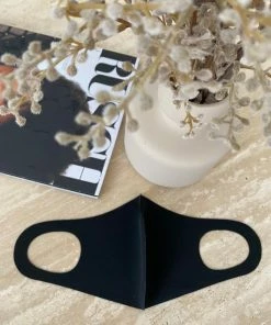 ESTHER & CO. ACCESSORIES Reusable Face Mask - Black