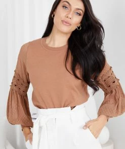 Style Box Tia Top - Camel