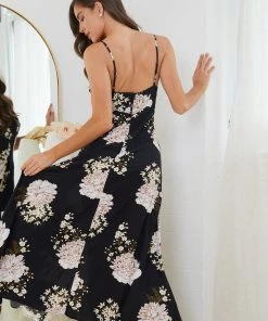 Miracle Fashion DRESSES Wilhemina Dress - Black Floral