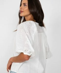 White Closet Yuka Top - White