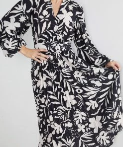 Style Box Zebina Dress - Black Floral