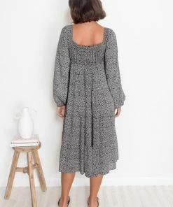 Style Box Arrosa Dress - Black Floral