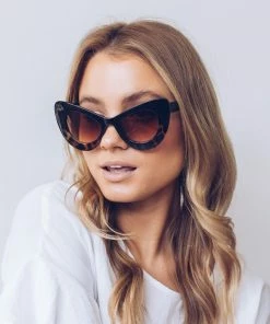 El Roy Eyewear Summer Edit Berlin | Tortoise