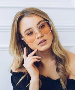 El Roy Eyewear Prague | Clear Summer Edit 10 El Roy Eyewear Prague | Clear Summer Edit