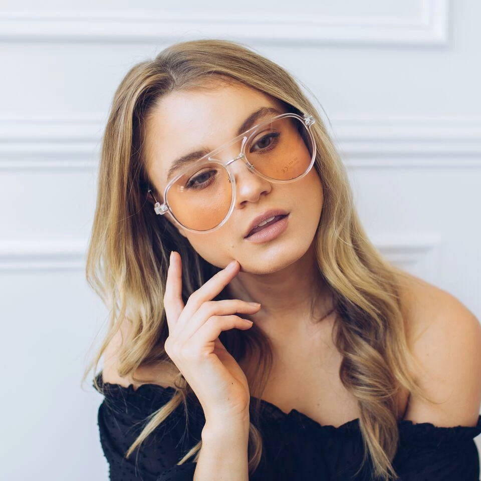 El Roy Eyewear Prague | Clear Summer Edit 6 El Roy Eyewear Prague | Clear Summer Edit