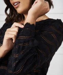 Miracle Fashion CLOTHING Clemantis Top - Black