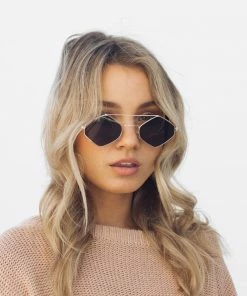 El Roy Eyewear Nora | Black Summer Edit