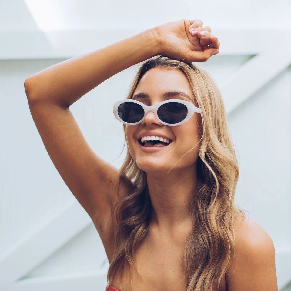 El Roy Eyewear Summer Edit Calais | Clear 4 El Roy Eyewear Summer Edit Calais | Clear