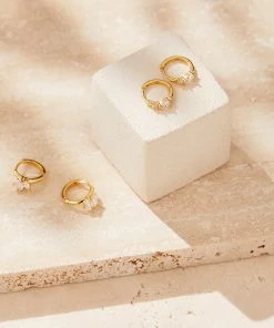 Jolie & Deen ACCESSORIES Tori Sleepers - Crystal