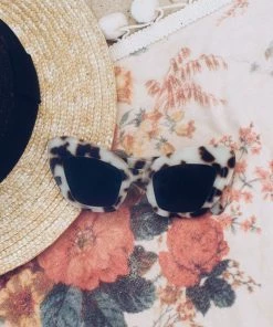 El Roy Eyewear Scarlett | Print Summer Edit