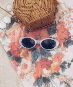 El Roy Eyewear Summer Edit Calais | Clear 9 El Roy Eyewear Summer Edit Calais | Clear