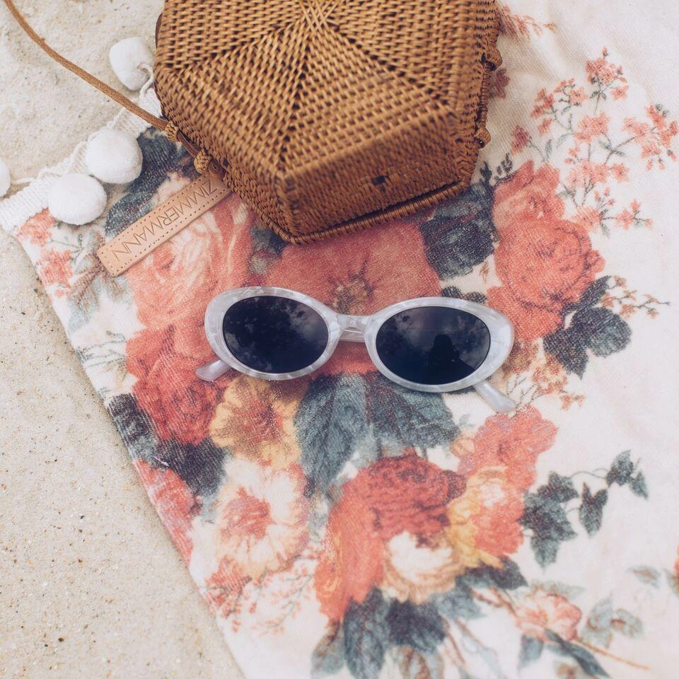 El Roy Eyewear Summer Edit Calais | Clear 6 El Roy Eyewear Summer Edit Calais | Clear