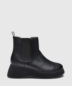 Cherrichella Munich Boot Black