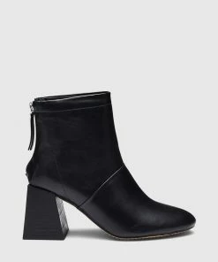 Cherrichella Cali Boot Black Footwear