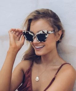 El Roy Eyewear Scarlett | Print Summer Edit